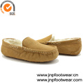 Winter chestnut genuine leather moccasins for women in wool lining